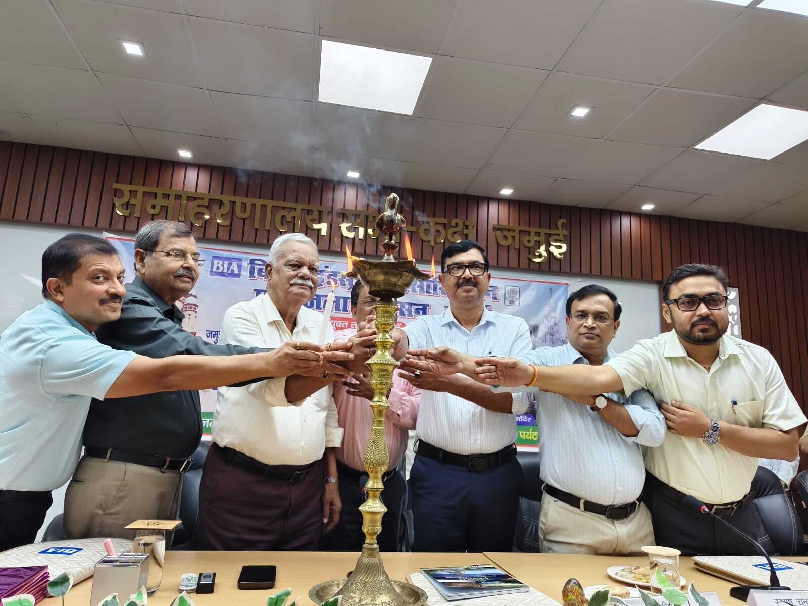 JAMUI जमुई में उद्योग-पर्यटन को लेकर बड़ा मंथन, 7000 करोड़ निवेश की संभावनाओं ने बढ़ाई उम्मीद