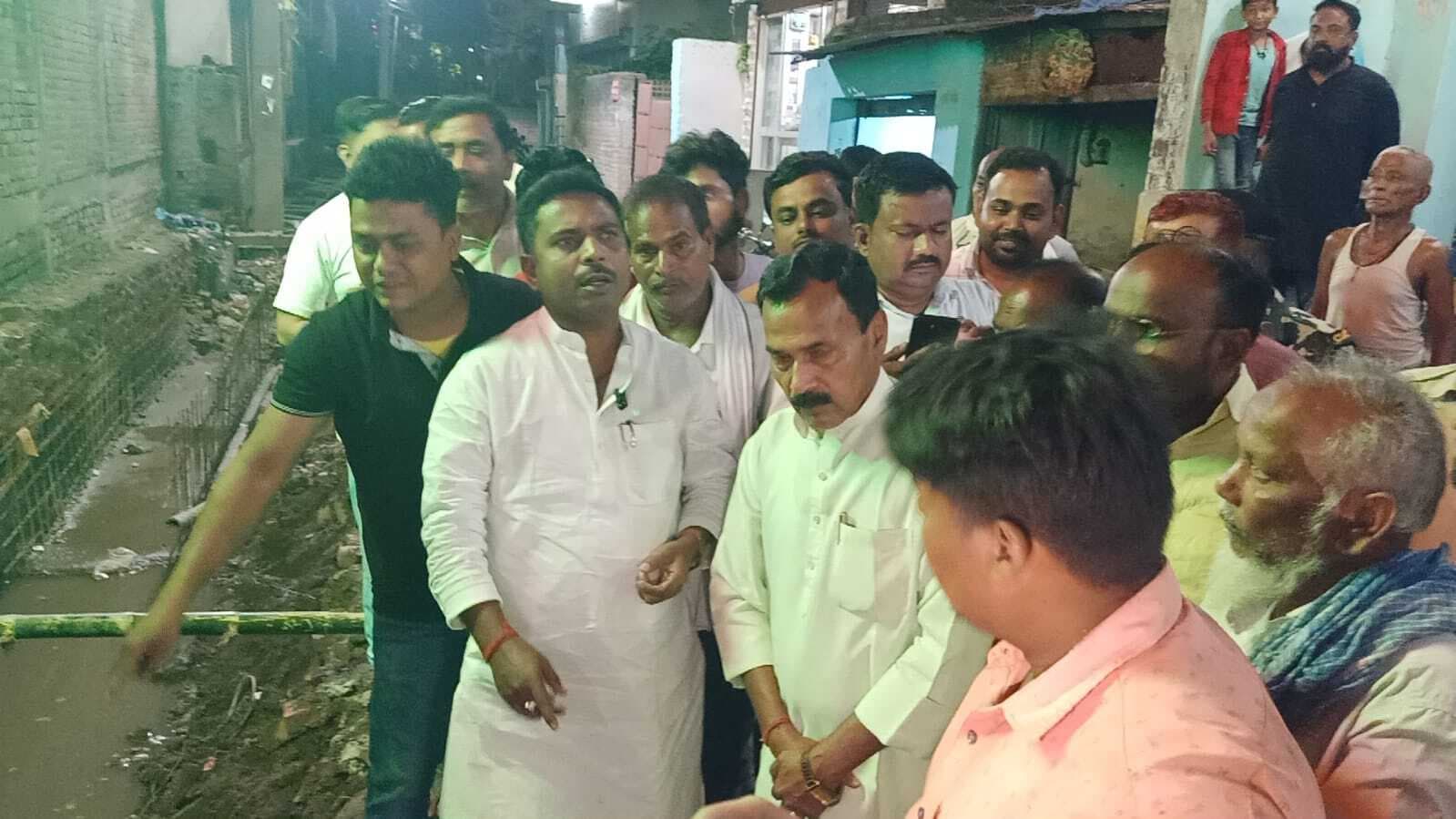 ARARIA विधायक ने सड़क व नाला निर्माण कार्य का किया निरीक्षण