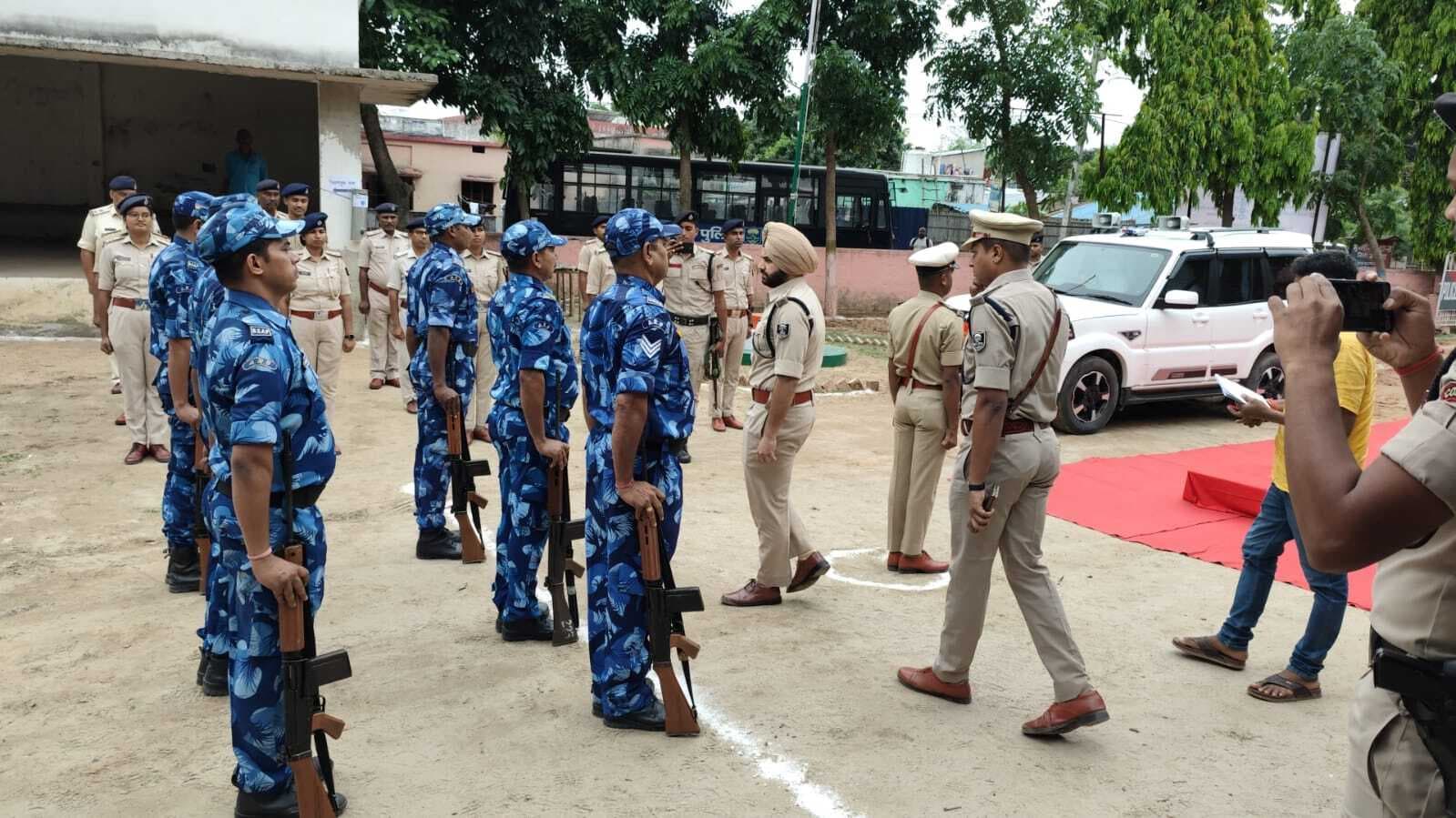 Madhepura News : एसपी ने लंबित मामलों के त्वरित निष्पादन व अपराध नियंत्रण के दिए निर्देश