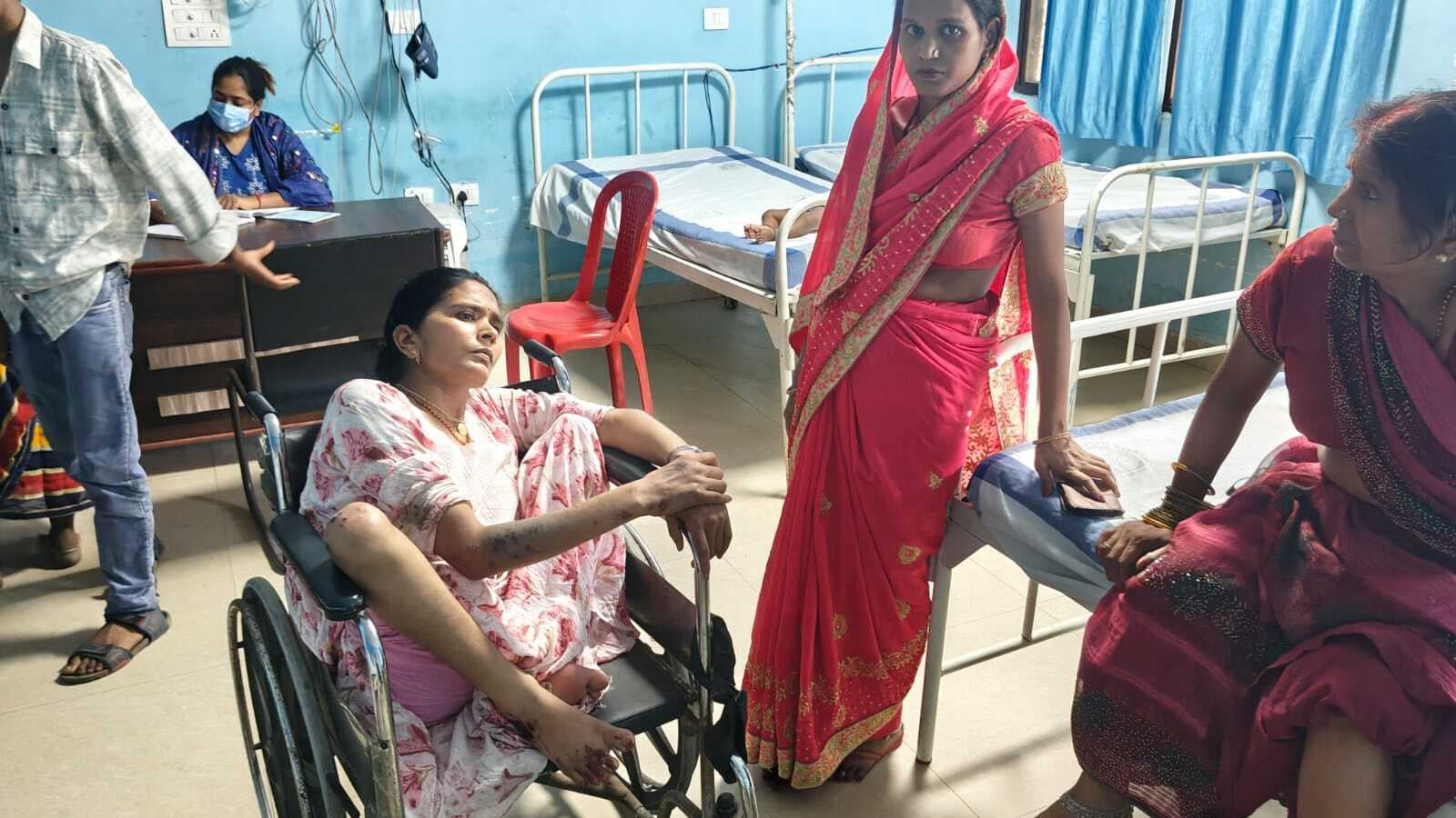 बेटी को ससुराल से मायका ले जा रहे पिता की ऑटो पलटने से मौत, तीन घायल