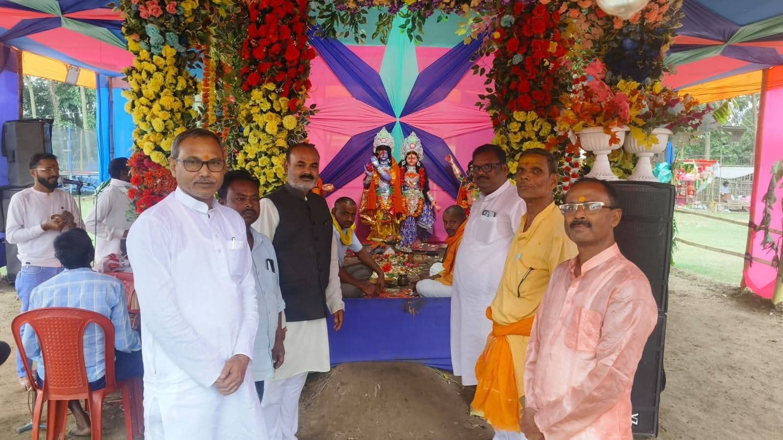 हरिनाम संकीर्तन में पहुंचे कदवा विधायक