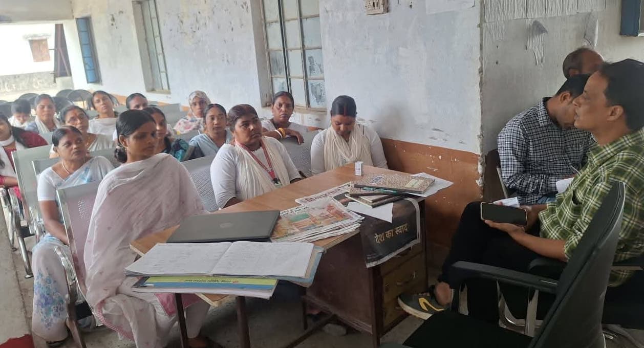 स्वास्थ्य कार्यक्रम को लागू करने के लिए नवनियुक्त एएनएम को दिया गया प्रशिक्षण