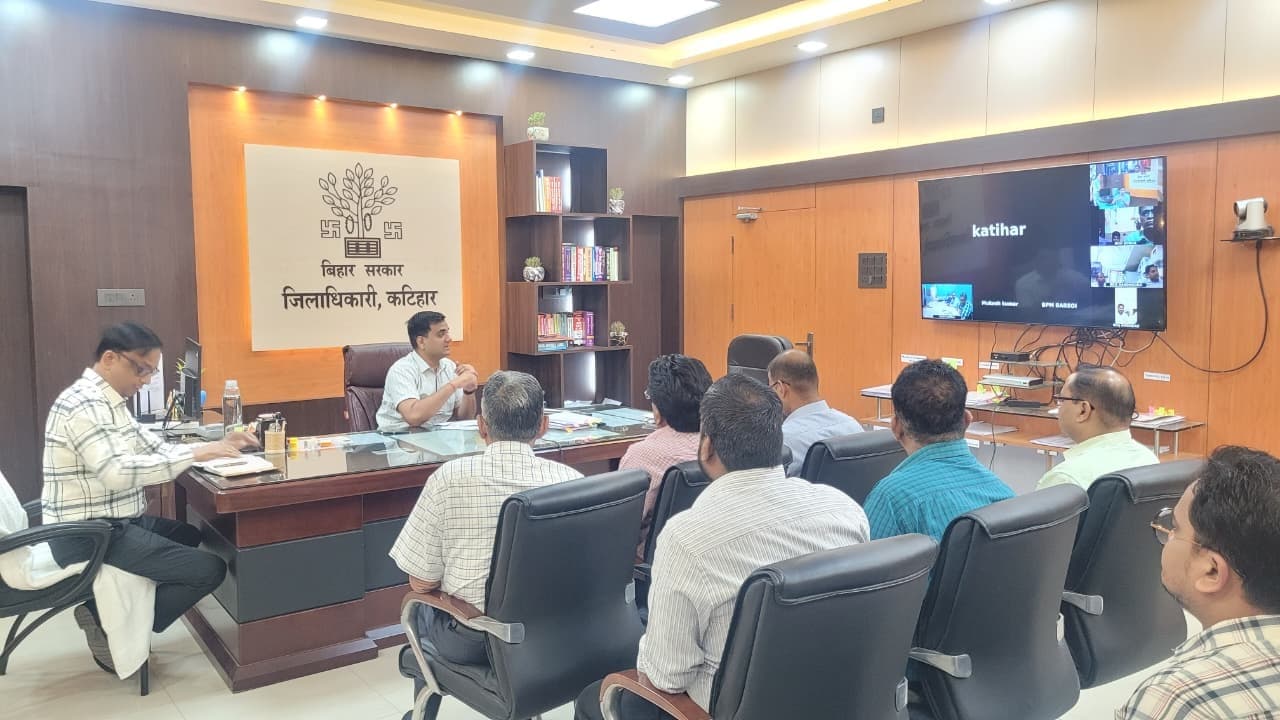 निर्धारित आयुवर्ग की बालिकाओं को सर्वाइकल कैंसर से बचाव के लिए टीका लगाएं