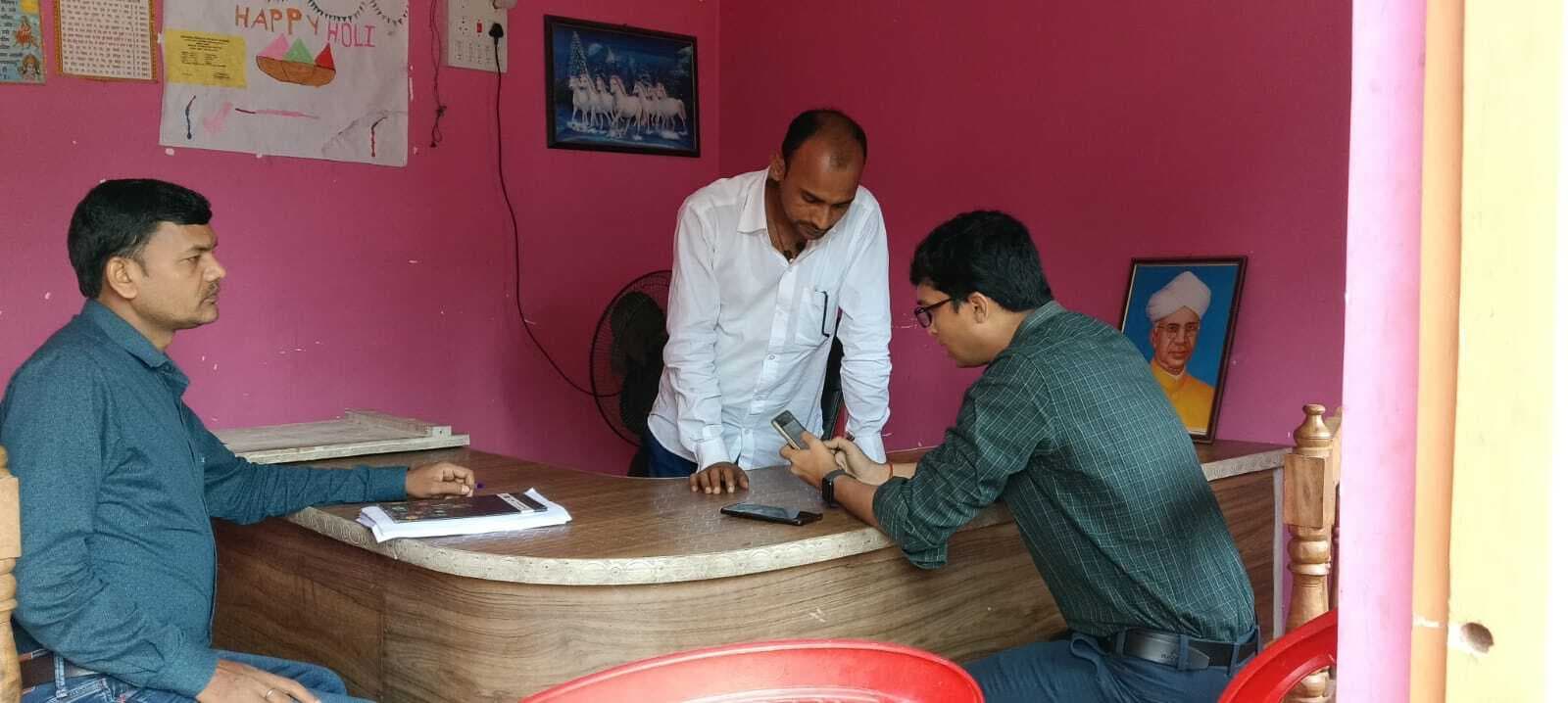 आवासीय प्रगति पब्लिक स्कूल की बीईओ ने की जांच, मिली कई खामियां