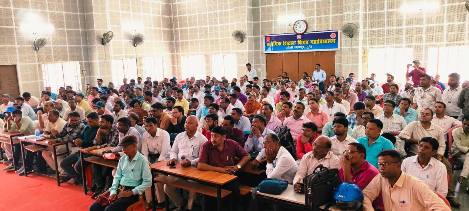 जनगणना कार्य में लगे प्रगणकों को मिला नियुक्ति पत्र, ससमय डाटा संग्रहित करने का निर्देश