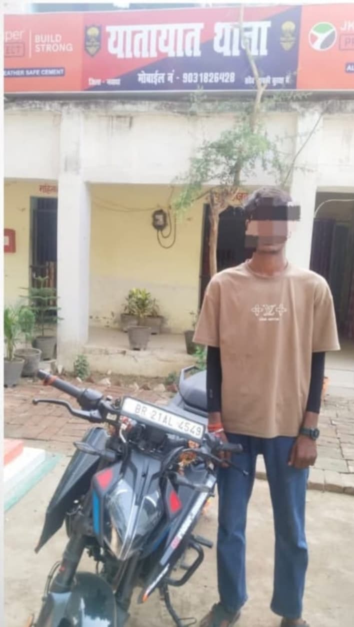 सड़क पर स्टंट करना पड़ा भारी, पुलिस ने दबोच कर 19 हजार लगाया जुर्माना