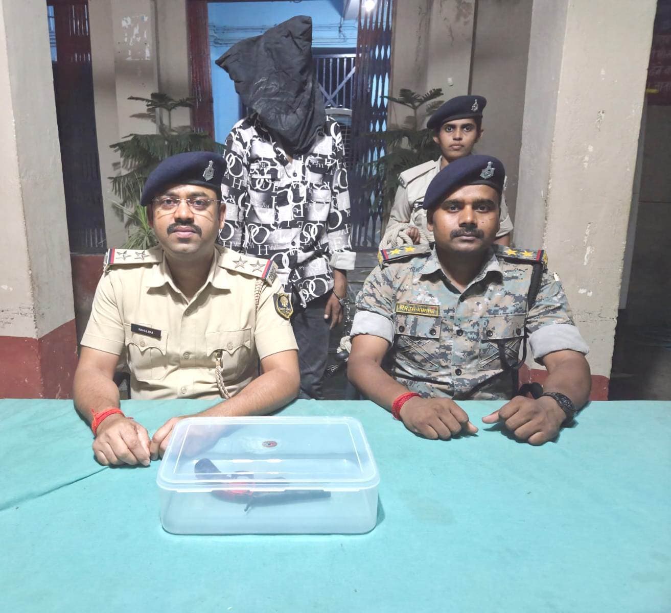 Aurangabad News : कट्टा दिखाकर राहगिरों से छिनतई का साजिश बना रहा था युवक