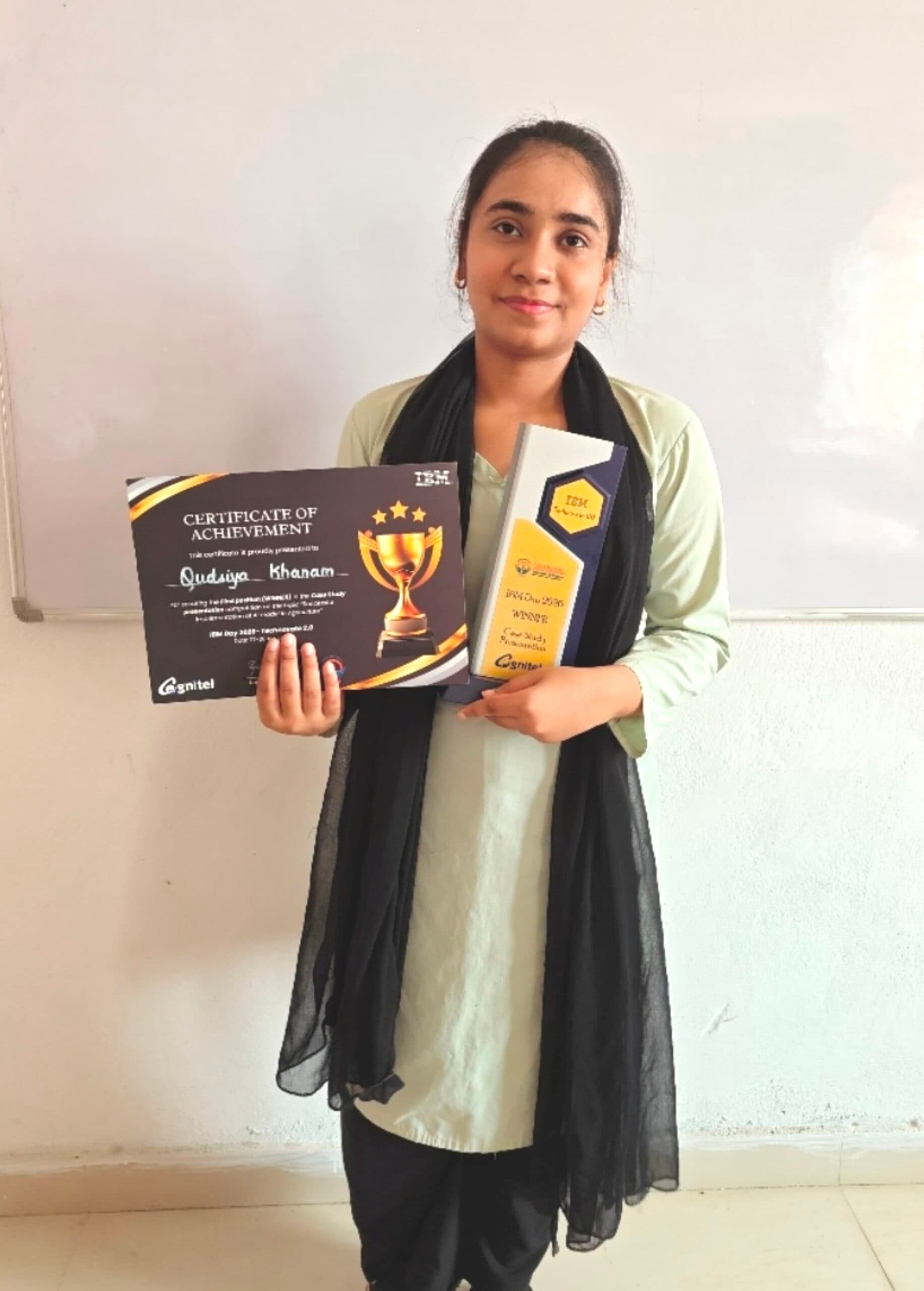 जीएनएसयू में आयोजित आइबीएम दिवस टेक्नोवेट 2.0 के विजेताओं को किया गया सम्मानित