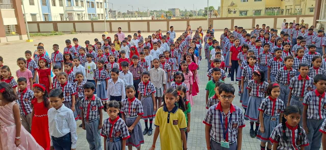 LAKHISARI नये सत्र की शानदार शुरुआत: पीएम श्री केंद्रीय विद्यालय में नव नामांकित बच्चों का भव्य स्वागत