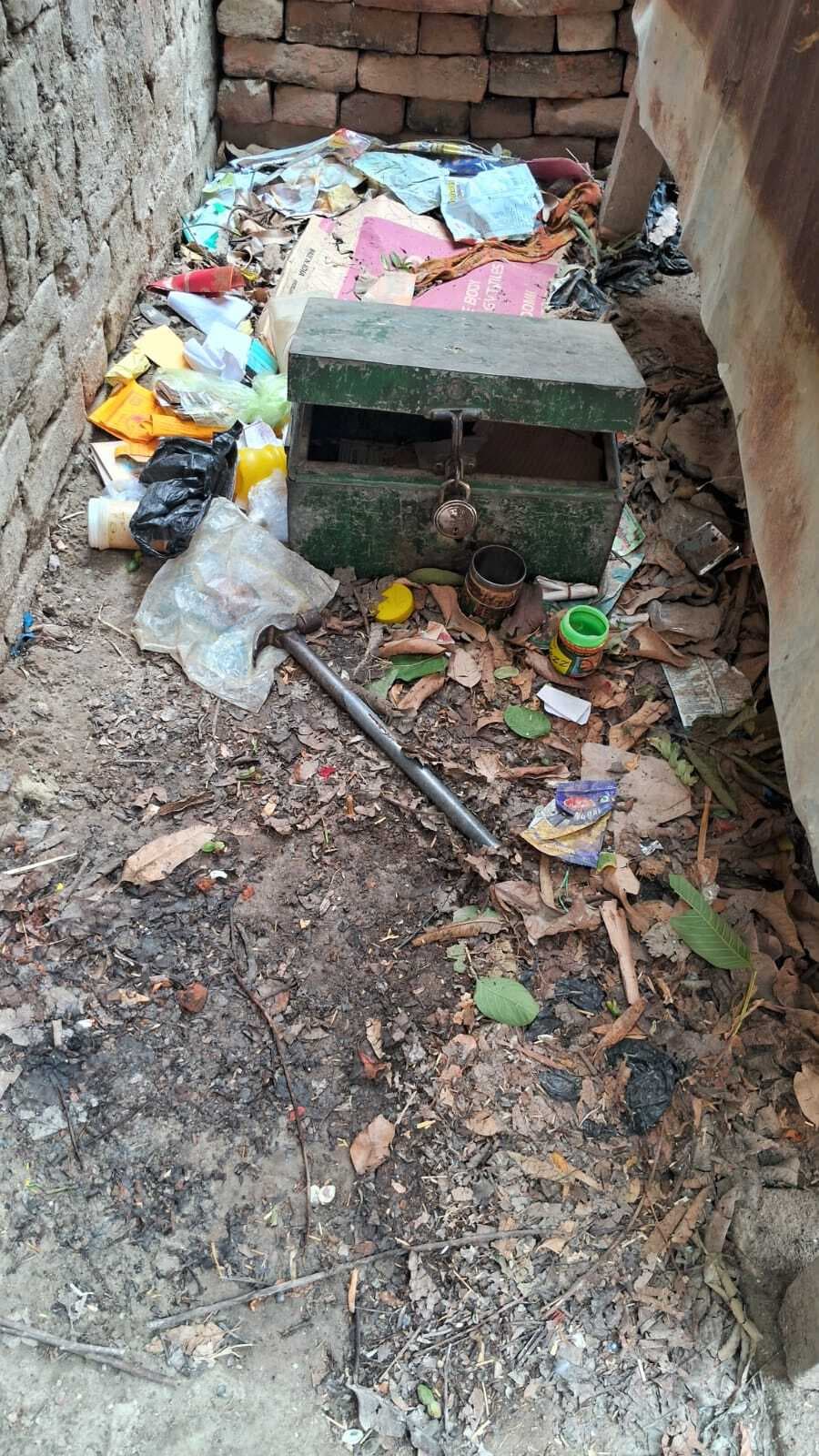 Gopalganj News : विजयीपुर में एक ही रात में दो दुकानों में चोरी, बाजार में दहशत