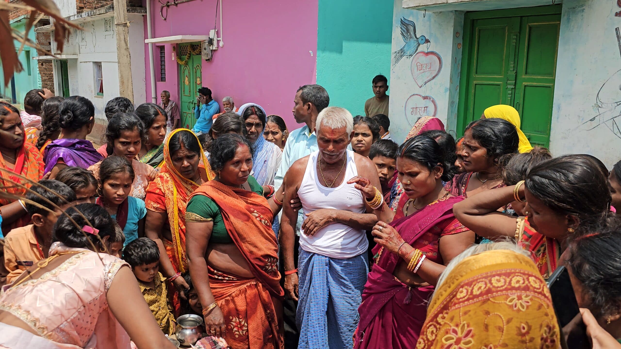 बेटे की बारात विदा कर लौट रही महिला को ऑटो ने कुचला, मौत के बाद पसरा मातम