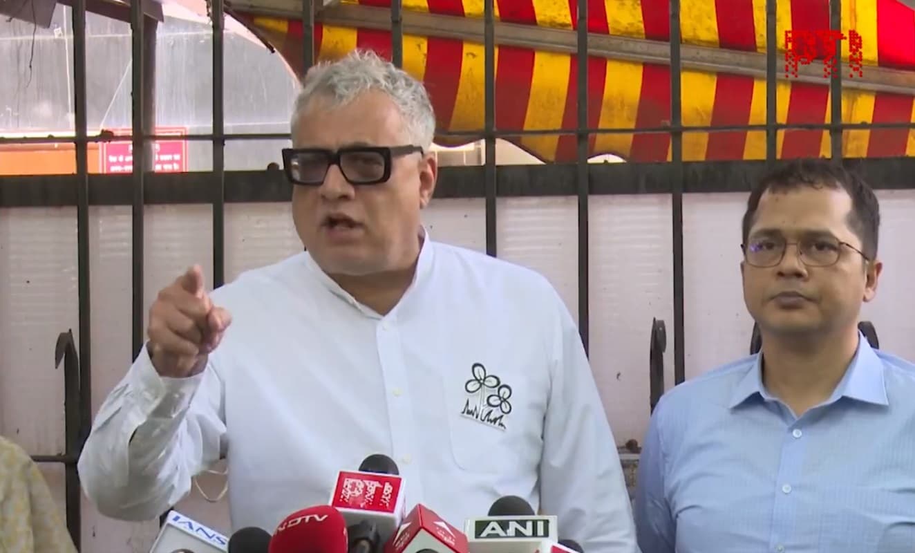 TMC डेलिगेशन को ज्ञानेश कुमार ने कहा- गेट आउट, SIR की शिकायत करने गये थे तृणमूल सांसद