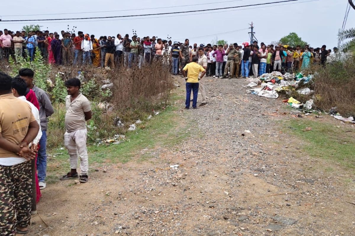 कोडरमा से बोरे में मिला लापता महिला का शव, पति पर हत्या का आरोप