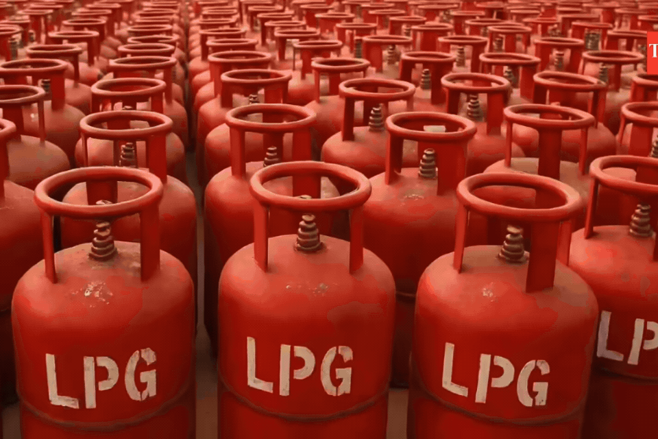 LPG Cylinder नहीं मिलेगा अगर भूल गए ये नंबर, नया नियम जानकर बचाएं परेशानी