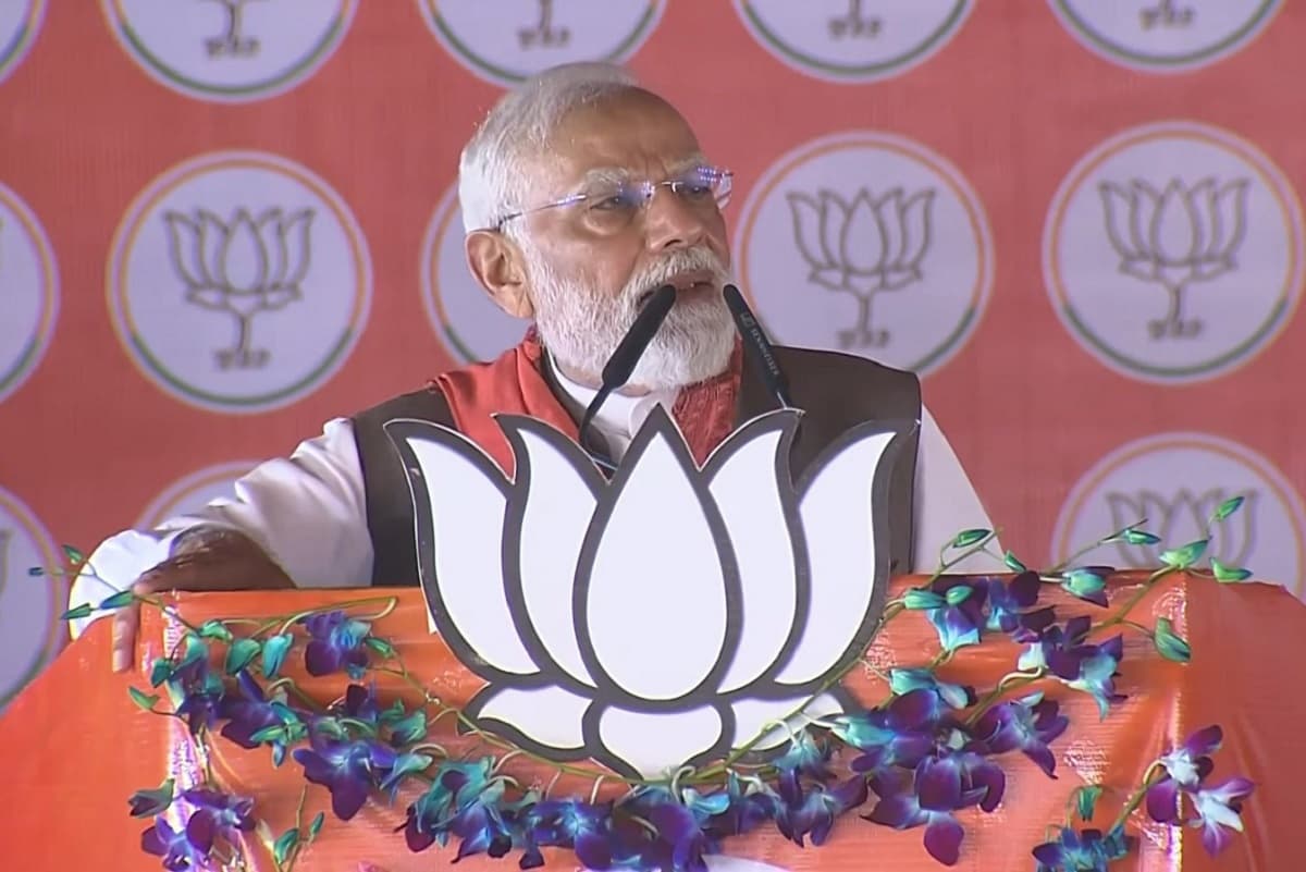 पीएम मोदी की सभा के लिए हुई 200 बसों की बुकिंग रद्द, भाजपा ने तृणमूल पर लगाया धमकाने का आरोप