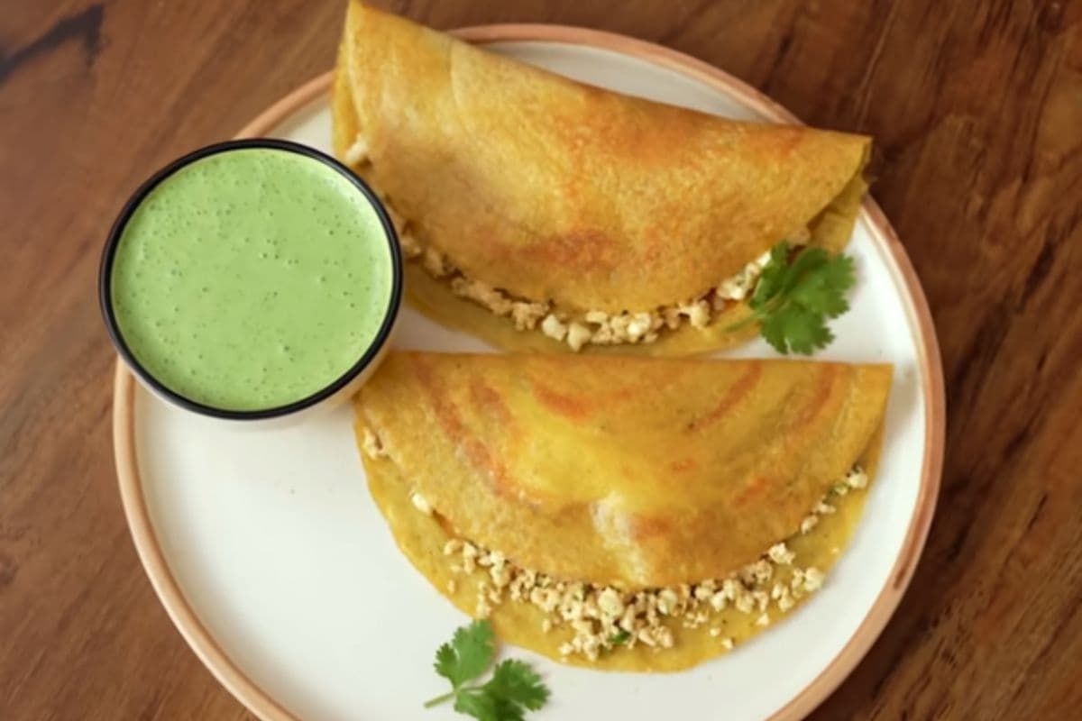 सुबह की भागदौड़ का बेस्ट इलाज, सिर्फ 5 मिनट में बनाएं सबका पसंदीदा पनीर स्टफ्ड चिल्ला