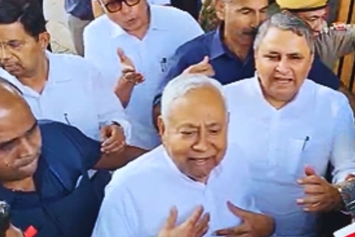 नीतीश कुमार पहुंचे दिल्ली, बोले- कल मैं शपथ लूंगा और अब यहीं रहूंगा, बेटे निशांत पर क्या कहा?