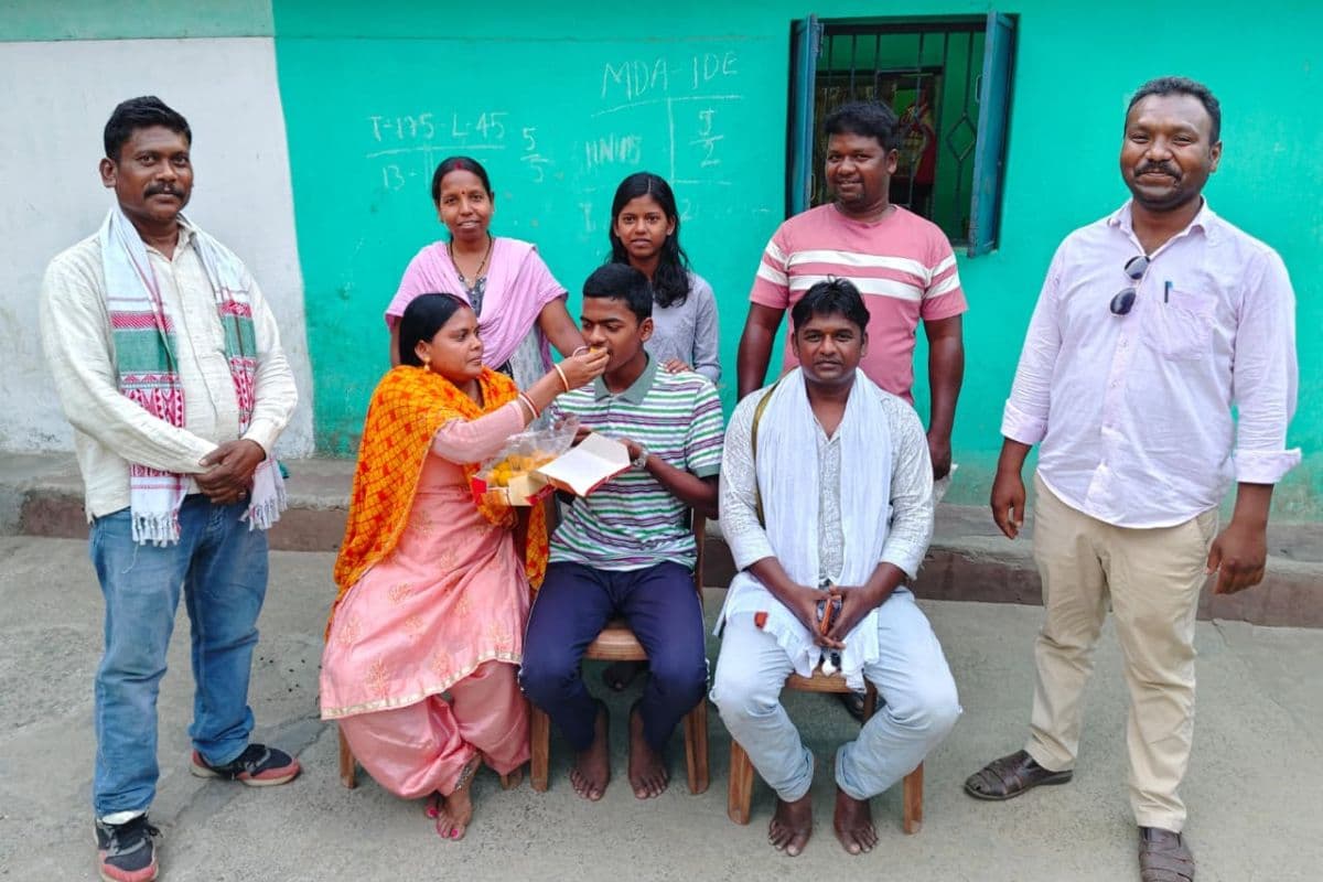 रौनक हेंब्रम बने सरायकेला-खरसावां के जिला टॉपर, इंजीनियर बनने का सपना