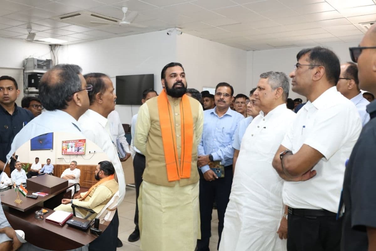 शपथ के बाद फुल एक्शन में CM सम्राट, अफसरों की लगाई क्लास, प्रधान सचिवों को दिया ये टास्क