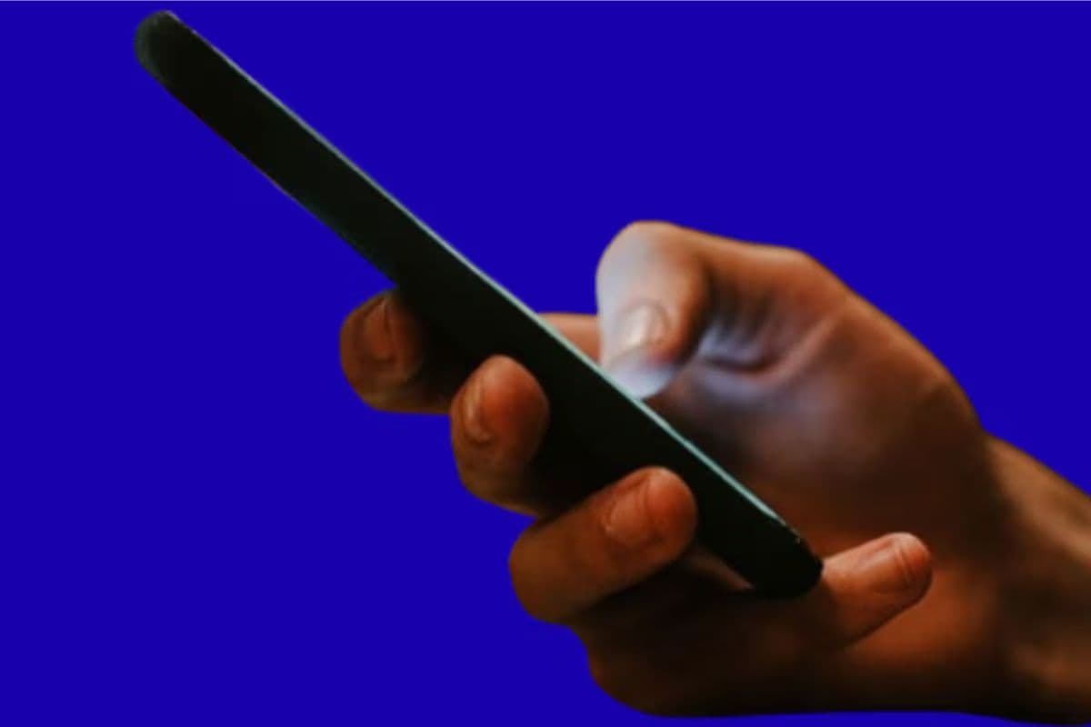 सालों तक नया जैसा चलेगा आपका फोन, बस अपनाएं ये स्मार्ट ट्रिक्स