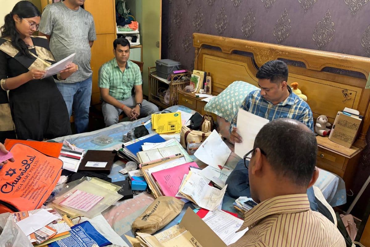 पटना में एग्जीक्यूटिव इंजीनियर के ठिकानों पर SVU की रेड, करोड़ों की संपत्ति का मामला