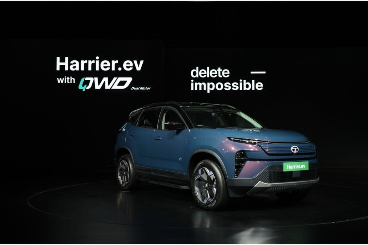 पेट्रोल-डीजल से ज्यादा इलेक्ट्रिक की डिमांड, टाटा की कार ने कर दिया कमाल