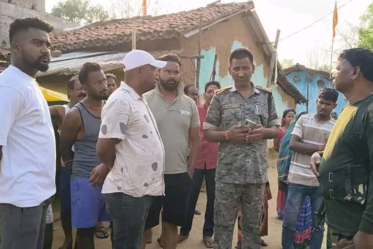 पश्चिमी सिंहभूम में ट्रांसफार्मर पर चढ़े युवक की करंट लगने से मौत, जांच में जुटी पुलिस