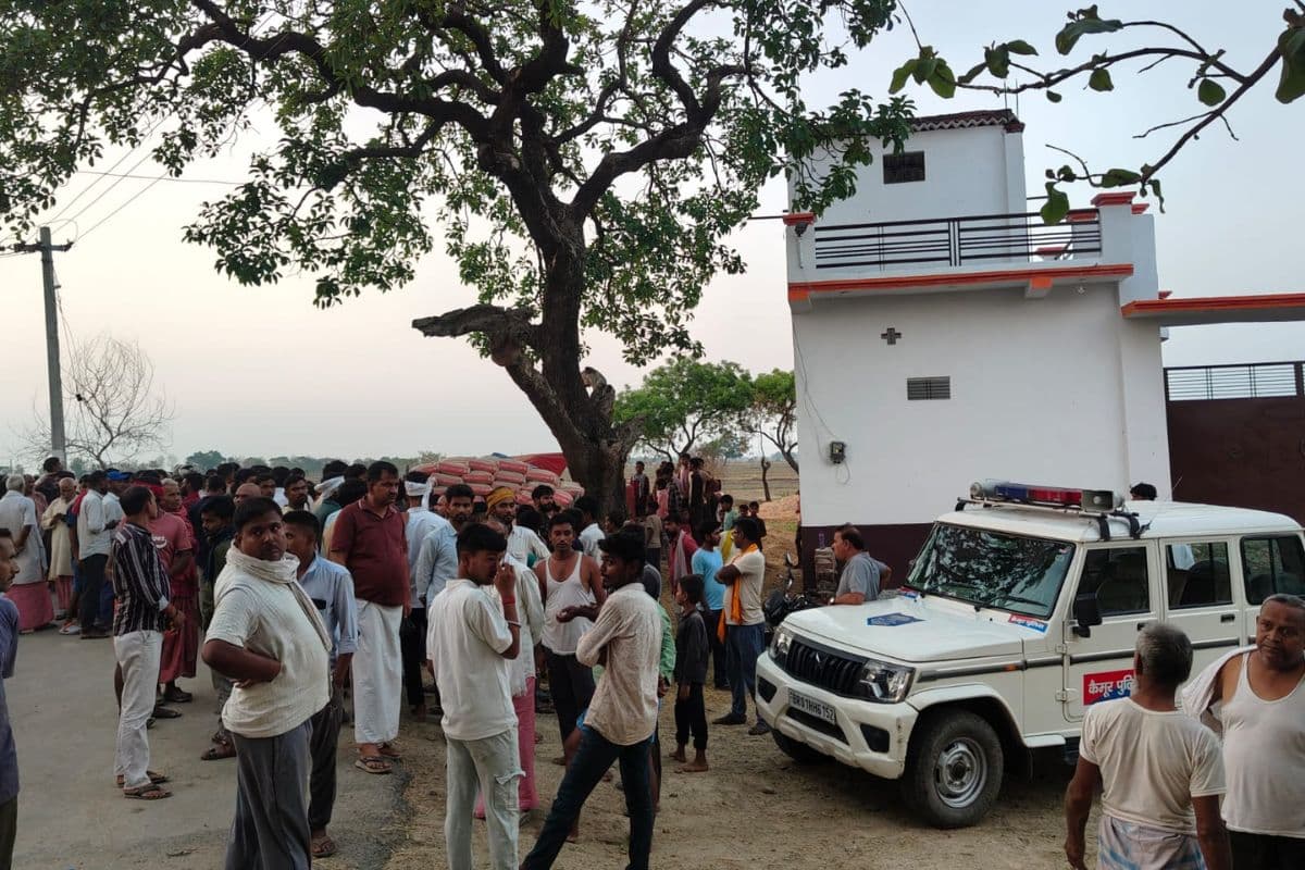 कैमूर सड़क हादसा: ट्रैक्टर-बाइक टक्कर में घायल दूसरे युवक की भी मौत, इलाज के दौरान तोड़ा दम