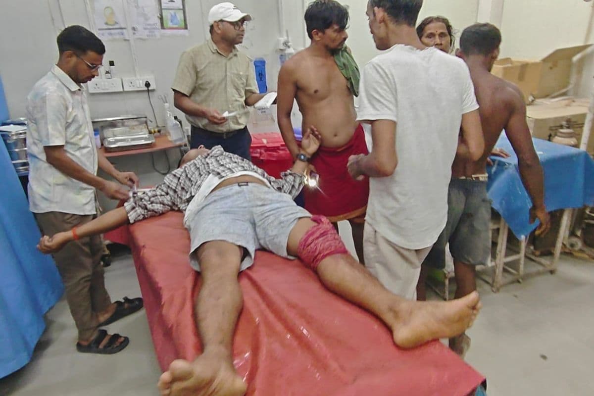 घोसी में अपराधियों का तांडव : घर लौट रहे बजाज फाइनेंसकर्मी को मारी गोली, गंभीर