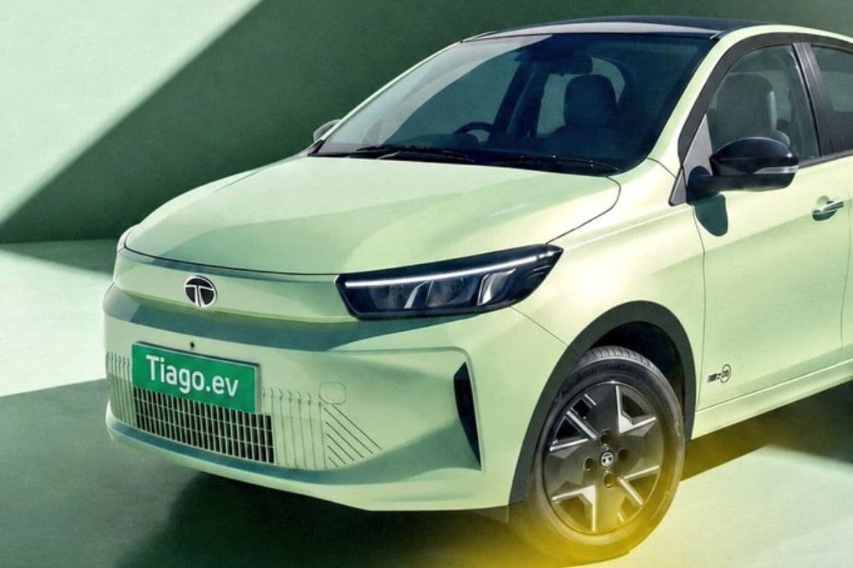 2026 Tata Tiago और Tiago EV लॉन्च: जानें नए फीचर्स, रेंज, कीमत समेत सारी डिटेल्स