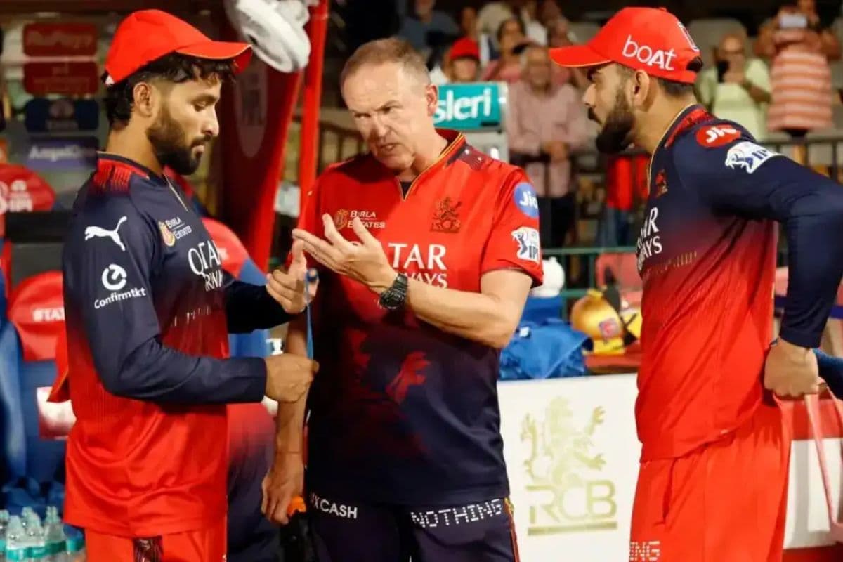 IPL 2026: RCB के कोच को लगा करारा झटका, BCCI ने इस वजह से लगाया जुर्माना