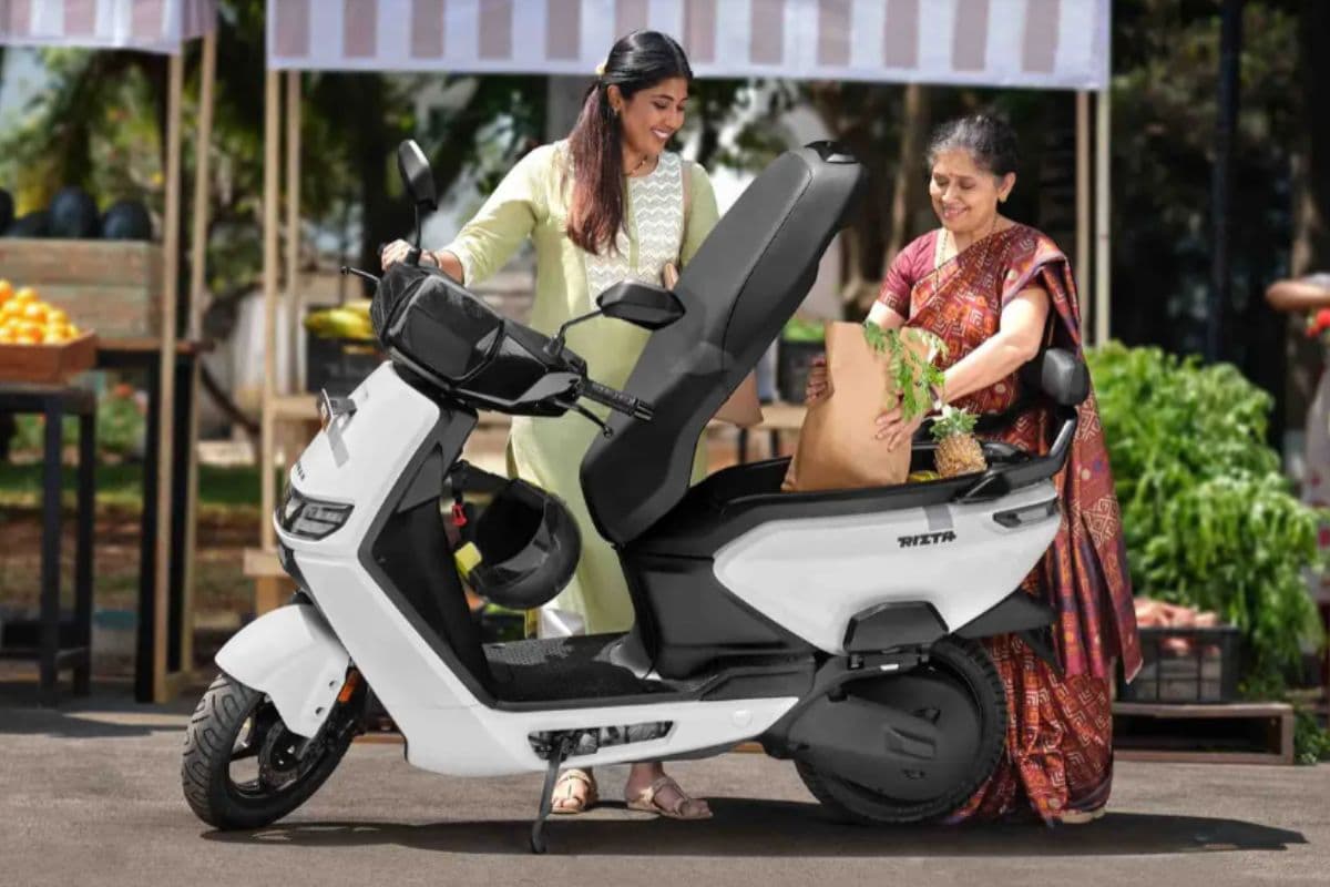 Ather Rizta क्यों है फैमिली के लिए परफेक्ट स्कूटर? इन 5 पॉइंट्स में समझिए