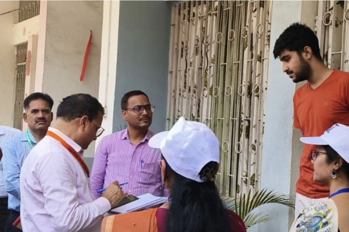 औरंगाबाद पहुंचे उप महारजिस्ट्रार, मकान सूचीकरण की परखी जमीनी हकीकत
