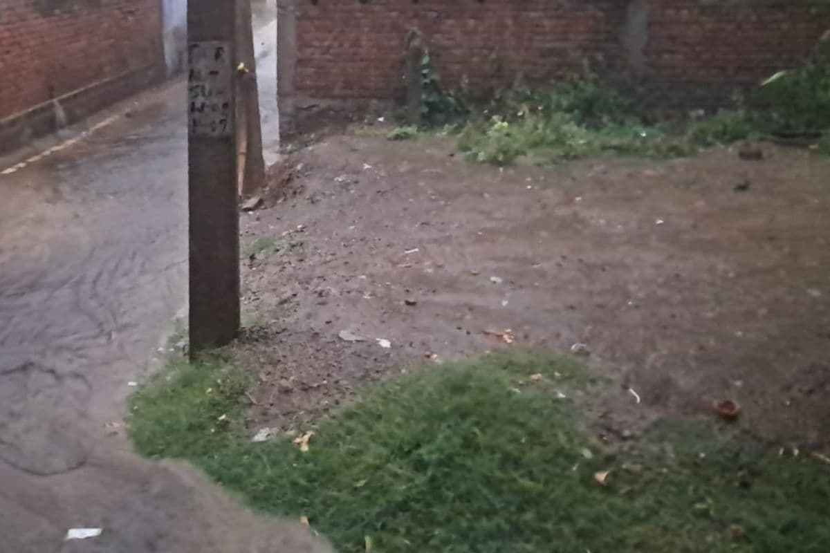 तेज हवा और बादलों की गरज के साथ औरंगाबाद में मूसलाधार बारिश
