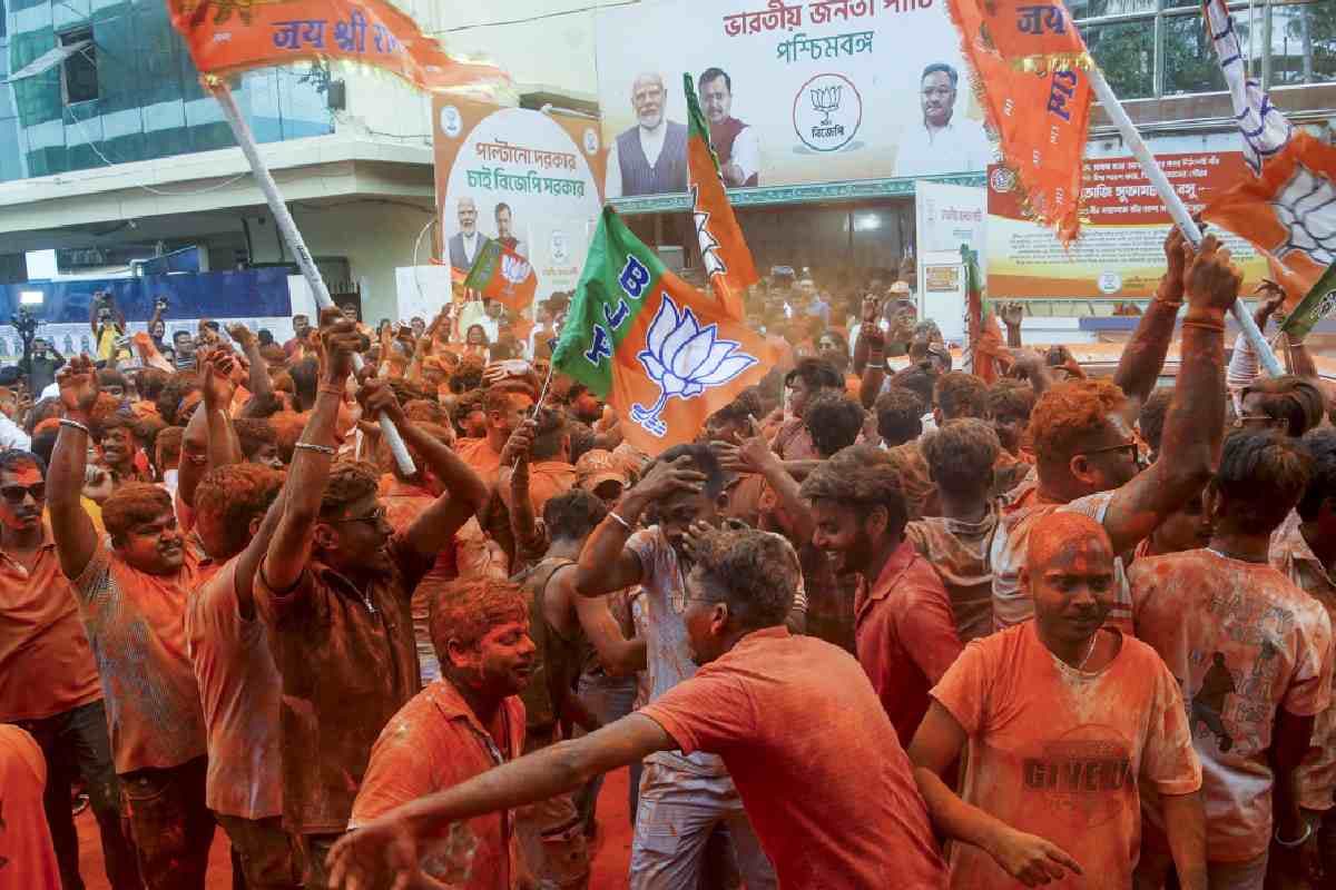 बंगाल चुनाव: TMC का डेढ़ दशक पुराना किला ढहा, पढ़ें भाजपा की जीत के कारण