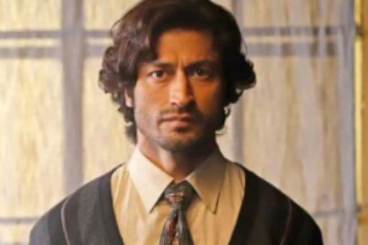 Best Spy Thriller On OTT: दिमाग की बत्ती जला देंगी ये 8 जासूसी कहानियां, OTT पर घर बैठे देखें सस्पेंस और एक्शन का असली खेल