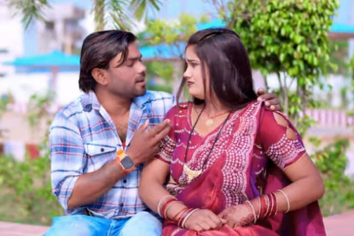 Bhojpuri Song: रिलीज होते ही इंटरनेट पर छाया 'किन के लादी एसी पिया', रूपा साहनी का देसी डांस जीत लेगा दिल