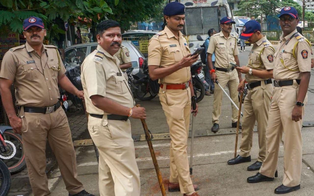 Siwan News : सीवान पुलिस की ताबड़तोड़ कार्रवाई, 8681 लीटर अवैध शराब बरामद