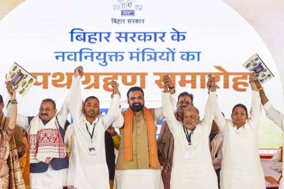 बिहार कैबिनेट के 15 मंत्रियों पर आपराधिक मामले, 9 पर गंभीर आरोप, ADR रिपोर्ट से खुलासा