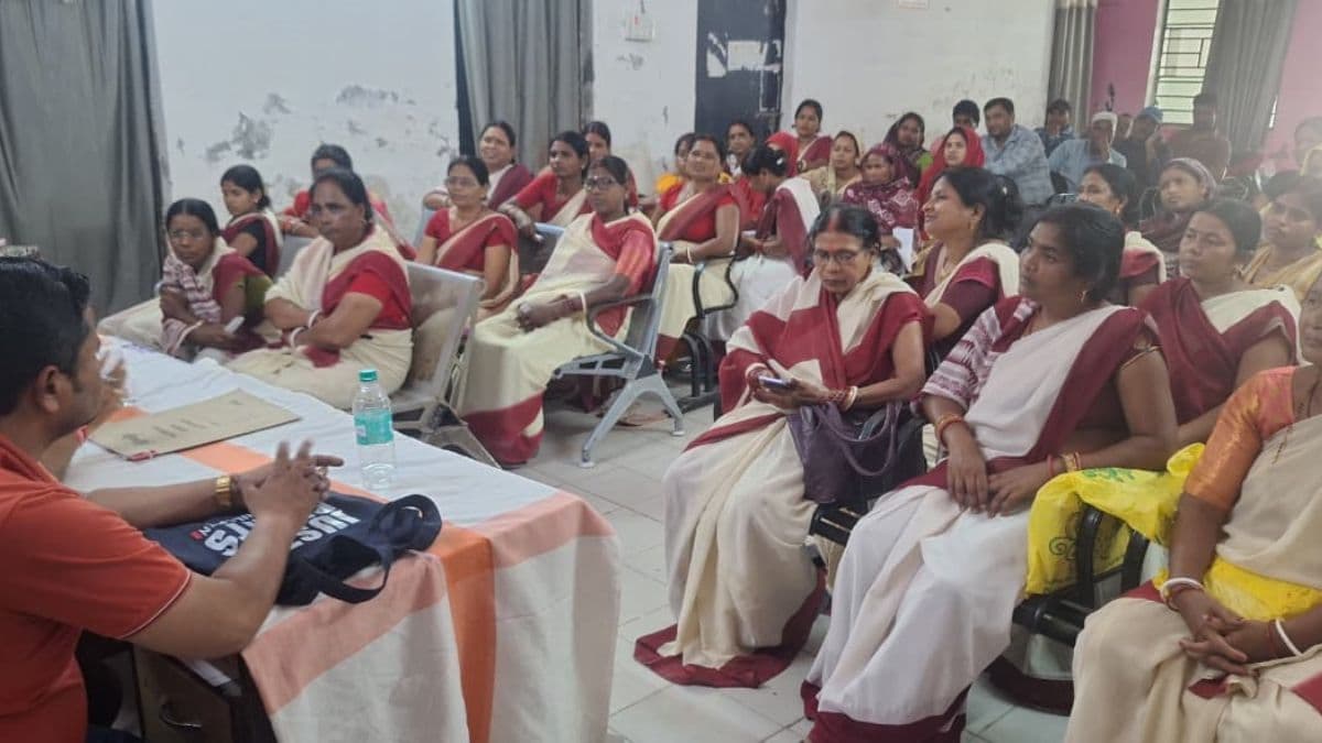 अररिया के सिकटी में एक दिवसीय प्रशिक्षण, सेविकाओं को मिली जिम्मेदारी और अधिकारों की जानकारी
