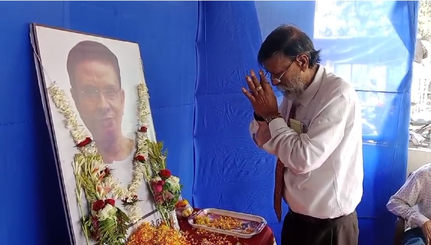 शहीद अर्पण मुखर्जी की स्मृति में लगा 14वां रक्तदान शिविर, हत्यारों को सजा दिलाने की उठी मांग