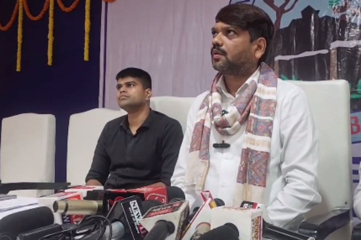 धनबाद नगर निगम की बड़ी लापरवाही, झरिया कार्यालय से 13 हजार जन्म-मृत्यु प्रमाणपत्रों का डेटा गायब
