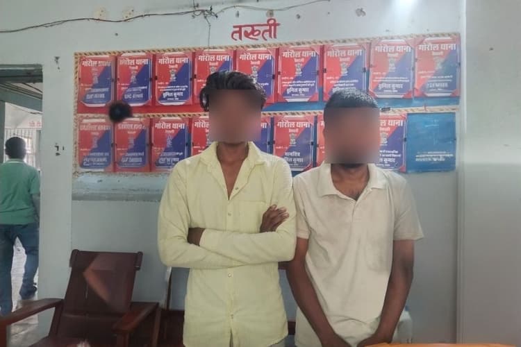 हाजीपुर में फिल्मी अंदाज में लूट, ओवरटेक कर पिस्टल दिखाकर वारदात