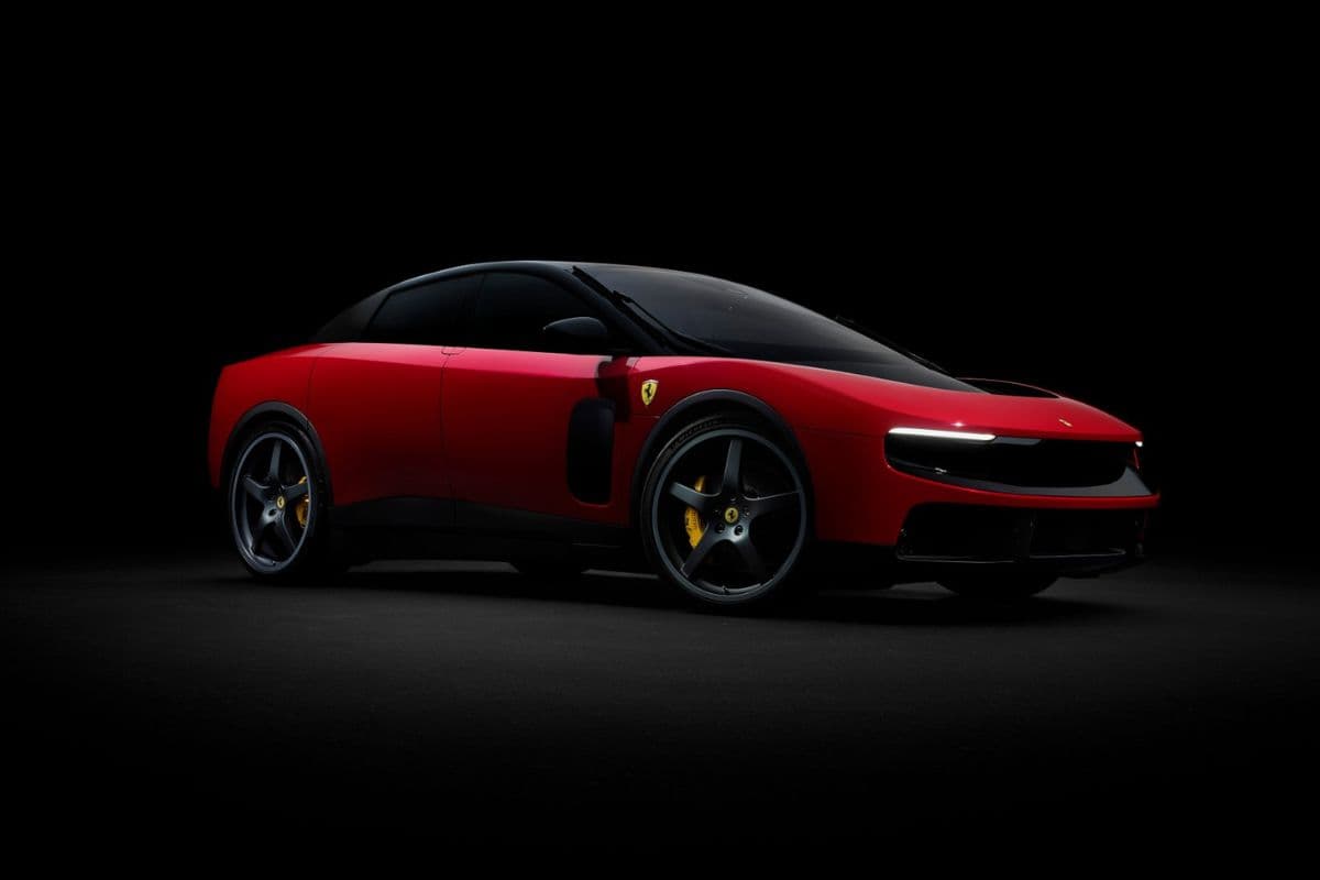 Ferrari Luce EV: 1035 hp की पावर और 530 km की रेंज, फेरारी की पहली इलेक्ट्रिक सुपरकार से उठा पर्दा
