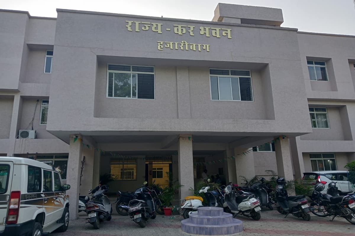 हजारीबाग के बाद चतरा में भी जीएसटी पर कार्यशाला, कारोबारियों की दी गई अहम जानकारी