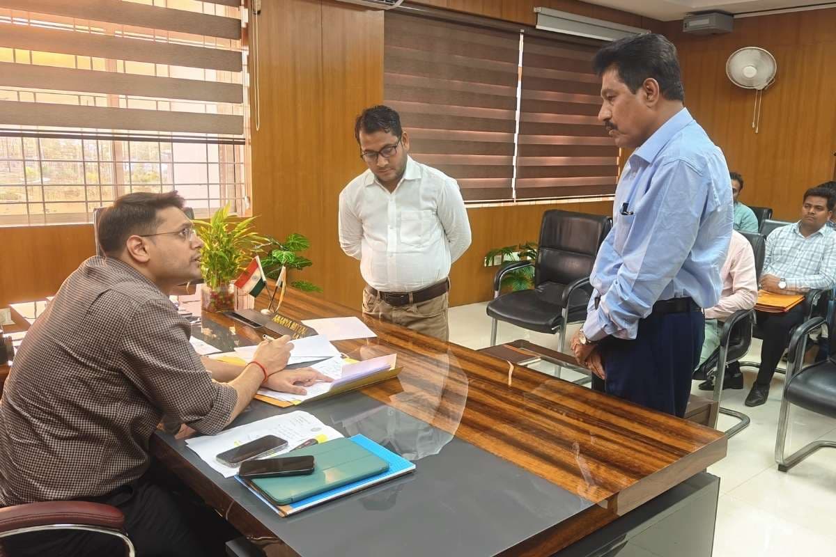 गढ़वा में जलजमाव पर ‘एडवांस प्लानिंग’: चिनिया रोड और मेन रोड के लिए मास्टर ड्रेनेज प्लान तैयार