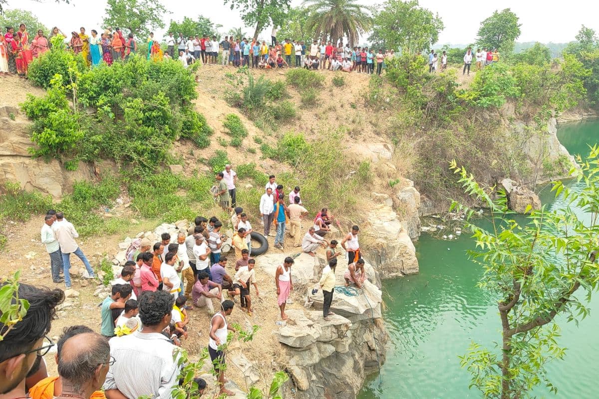 गढ़वा का तालाब बना काल, 9 और 11 साल की दो मासूम बच्चियों की डूबने से मौत