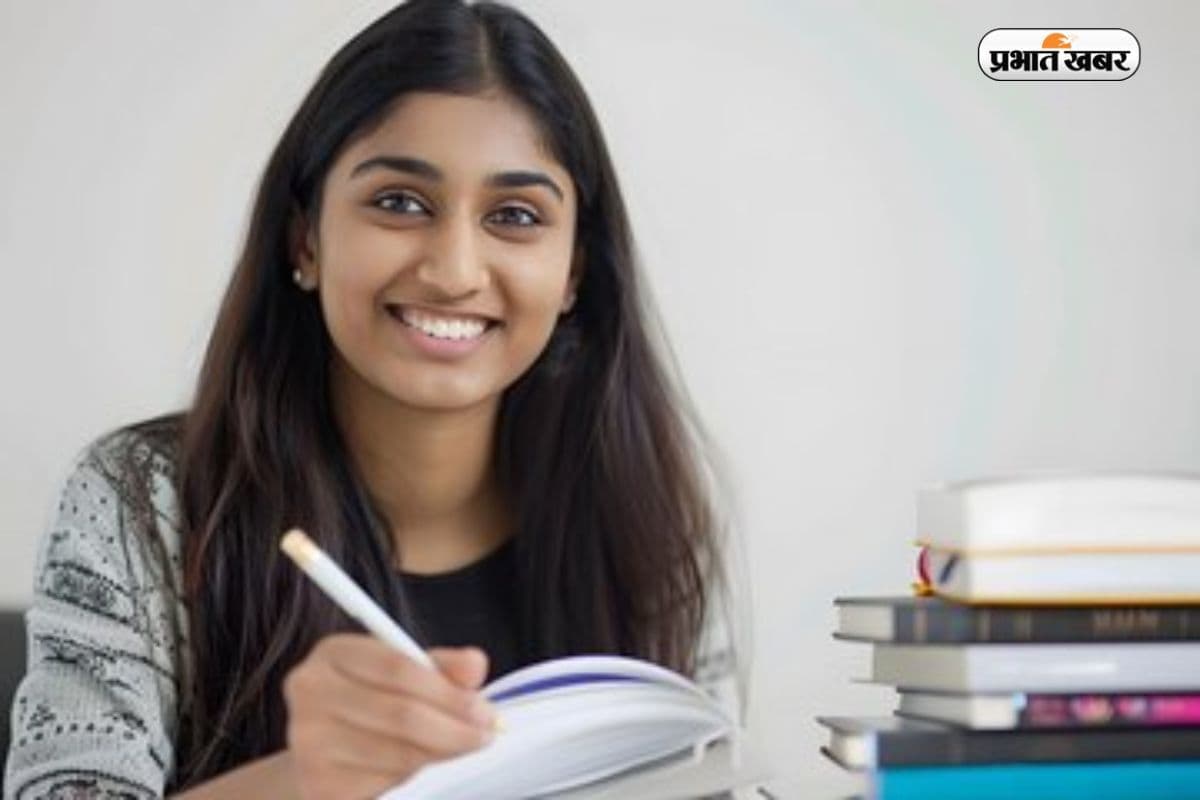 MBBS के बाद सरकारी नौकरी की है तलाश? इन सेक्टर्स में बनाएं शानदार करियर
