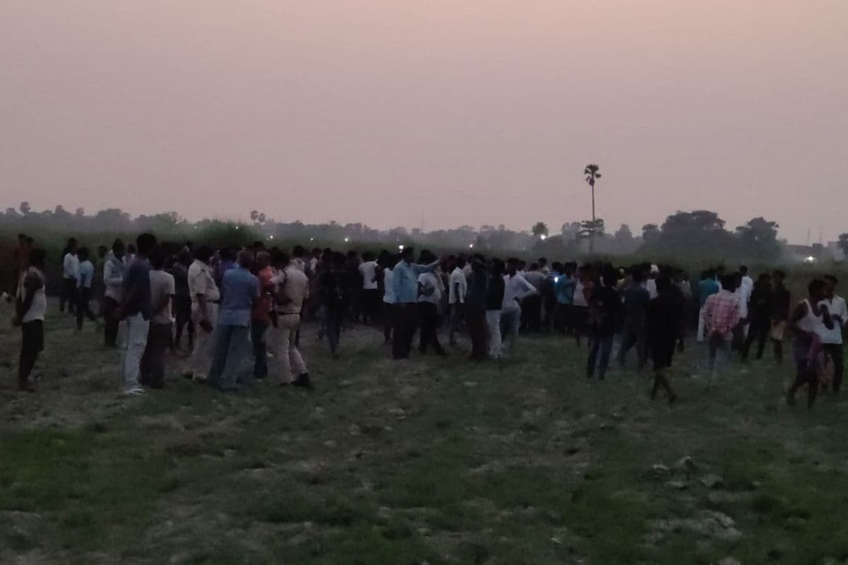 Vaishali News: पोखर में लाश मिलने की खबर से मचा हड़कंप