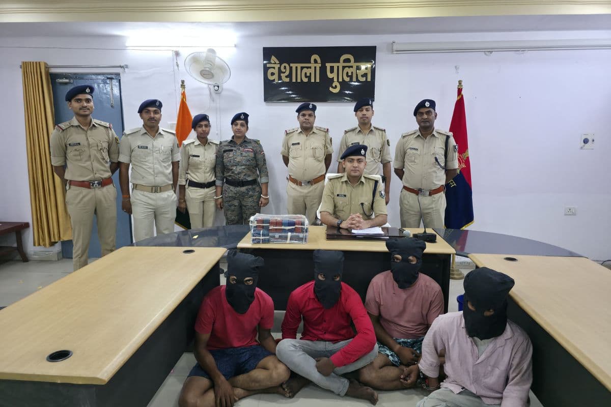 अंतरराज्यीय हेरोइन तस्करी गिरोह का भंडाफोड़, 308 ग्राम स्मैक के साथ तीन महिलाओं समेत सात गिरफ्तार